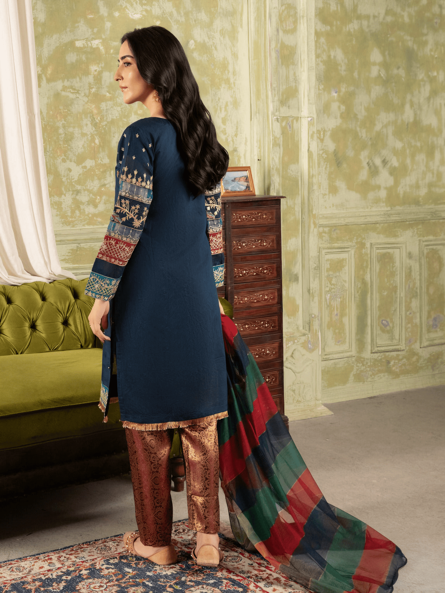Afreen – Navy Blue Banarasi & Khaddi Net Embroidered Ensemble - Qalbi Loom