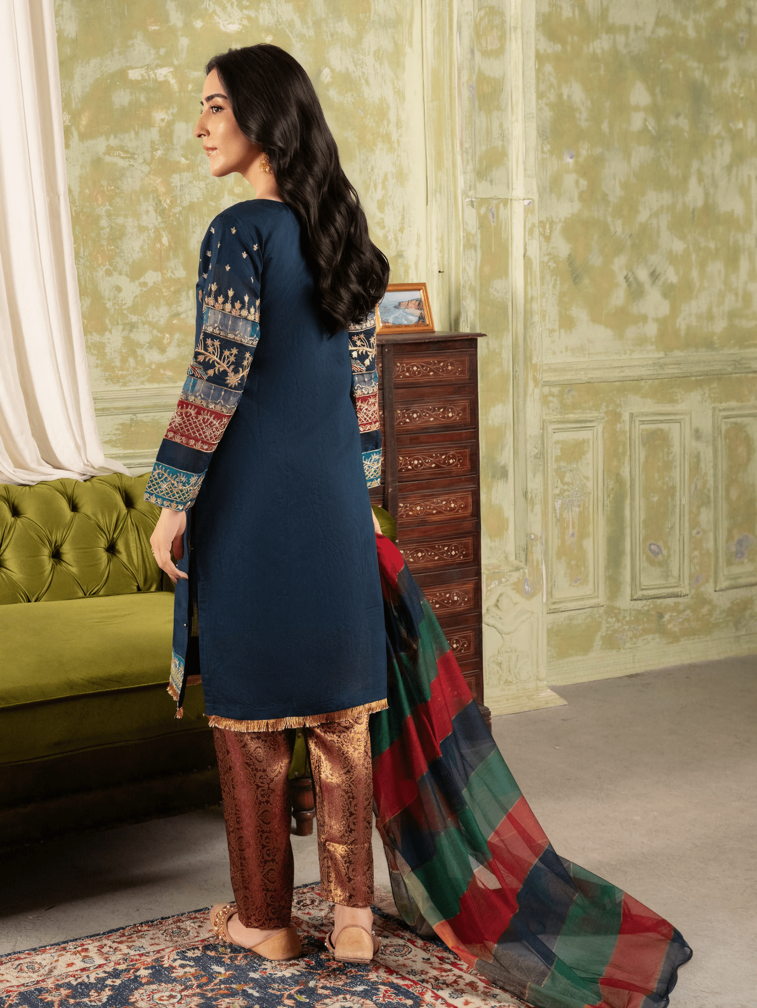 Afreen – Navy Blue Banarasi & Khaddi Net Embroidered Ensemble - Qalbi Loom