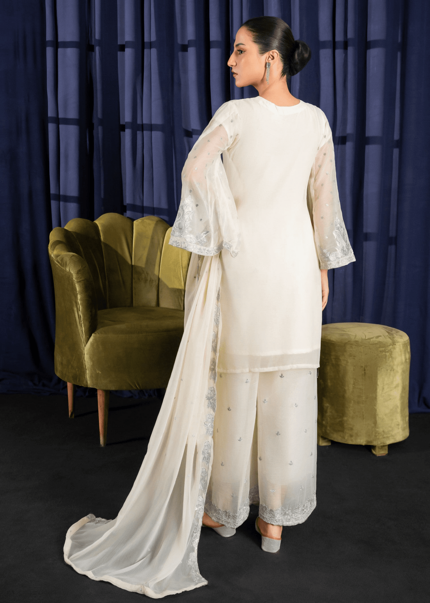 Mirha Luxe - Cream Embroidered Chiffon Kurta Set - Qalbi Loom