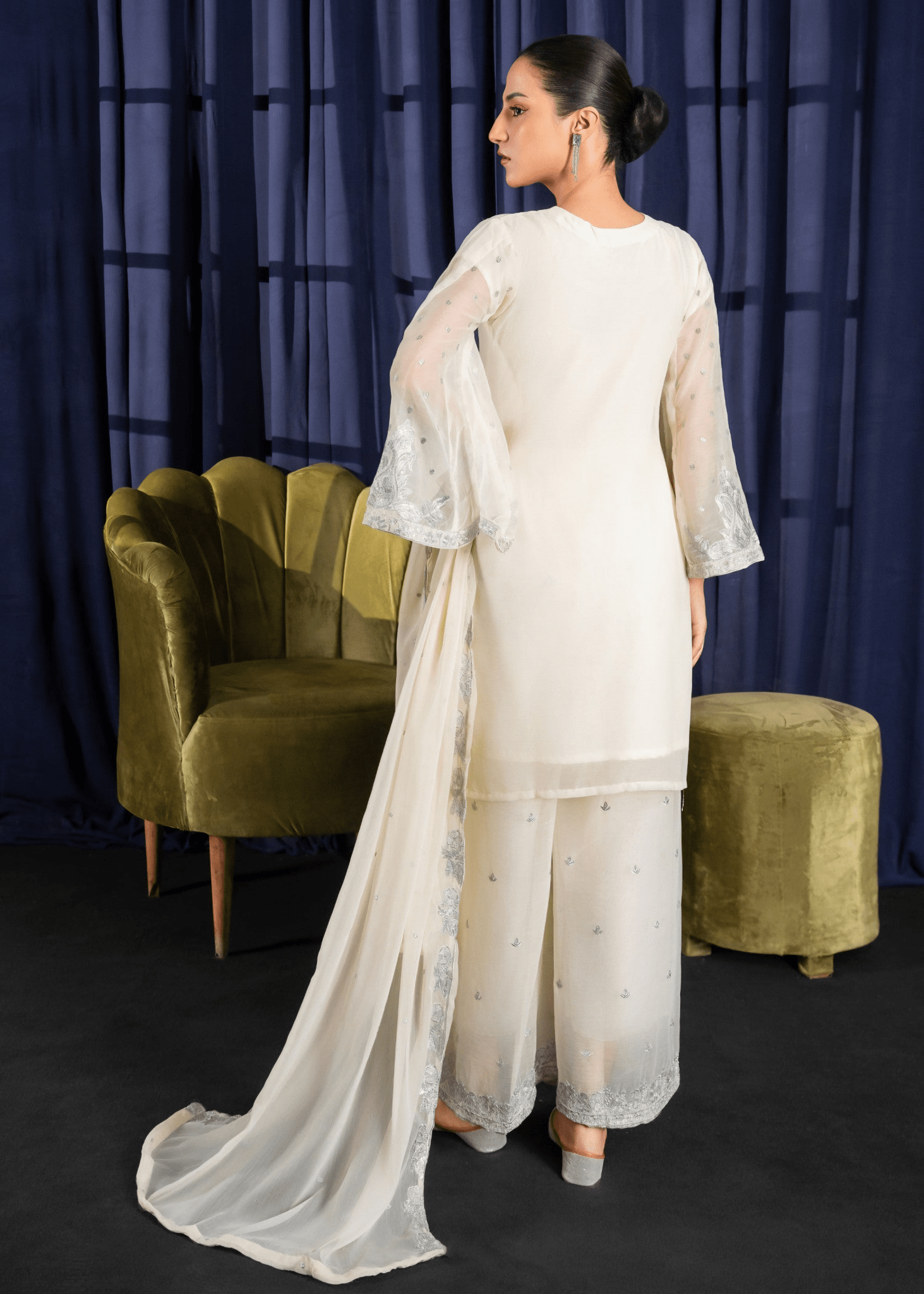 Mirha Luxe - Cream Embroidered Chiffon Kurta Set - Qalbi Loom