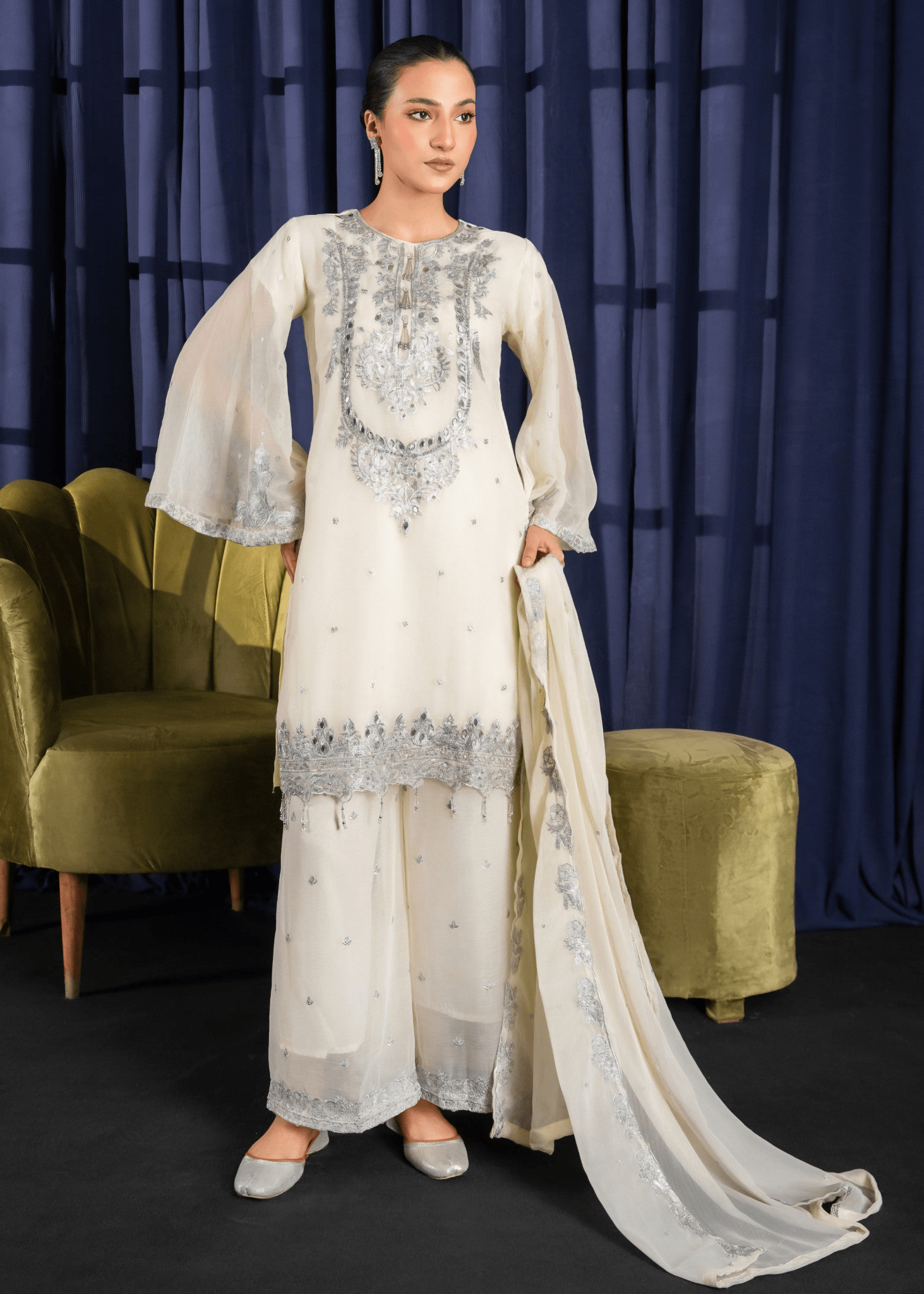 Mirha Luxe - Cream Embroidered Chiffon Kurta Set - Qalbi Loom