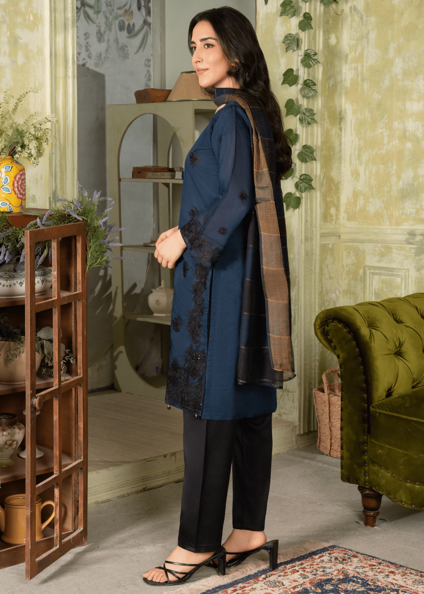 Nooré Zin – Midnight Blue Embroidered Khaddi Net Suit - Qalbi Loom